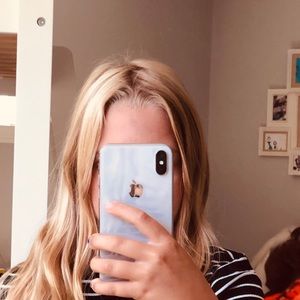 Meet your Posher, Simone